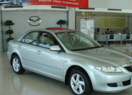 2004款 2.3L 自动豪华型拆车件客服台