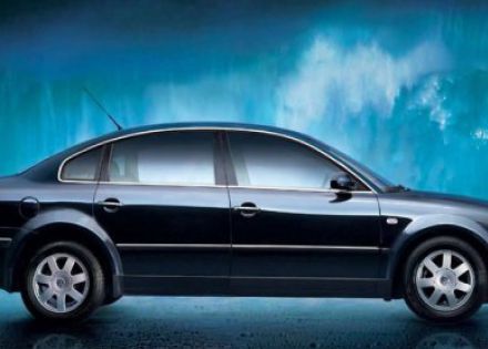 2004款 1.8T 自动豪华型拆车件客服台