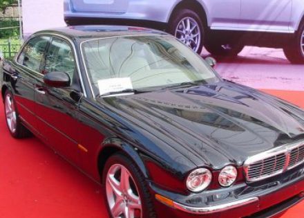 捷豹XJ2004款 XJ8 3.5拆车件