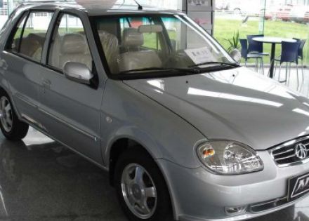 2004款 N3 1.0L 两厢拆车件客服台