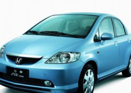 2004款 三厢 1.5L CVT