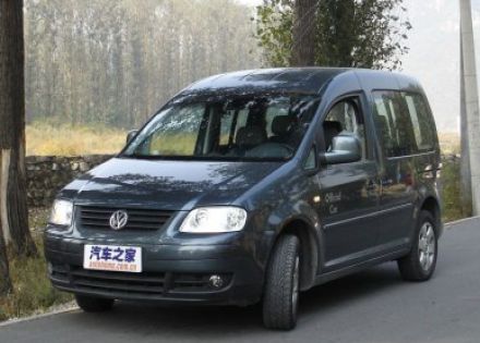 2005款 1.6L 舒适型5座拆车件客服台