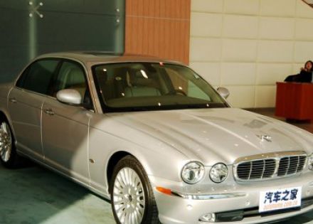 捷豹XJ2005款 XJ8L 4.2拆车件