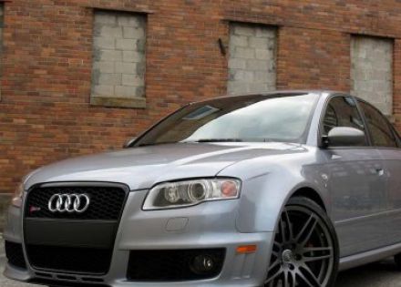2006款 RS 4 基本型拆车件客服台