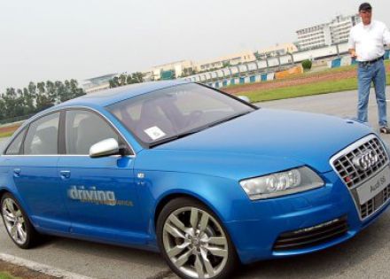 2006款 S6 5.2拆车件客服台