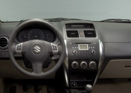 天语 SX42006款 三厢 1.6L 手动豪华型拆车件