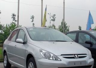 标致3072007款 2.0L 手动舒适版拆车件