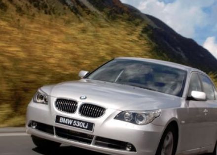 2007款 530Li 典雅型拆车件客服台