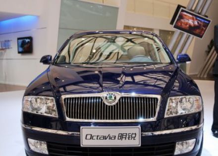 2007款 1.8T 自动逸仕版拆车件客服台