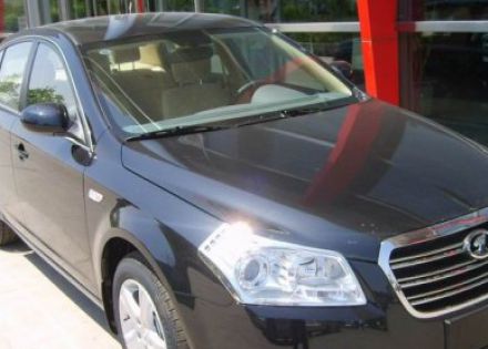 2006款 2.0L 自动特装纪念版拆车件客服台
