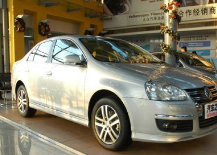 2007款 1.8T 手动舒适型拆车件客服台