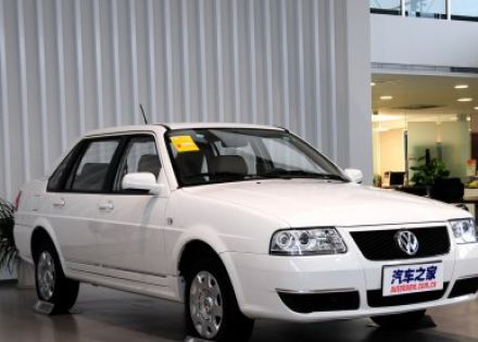 2008款 1.8L 手动实尚型拆车件客服台