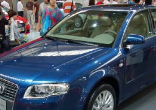 2008款 2.0T 个性风格版拆车件客服台