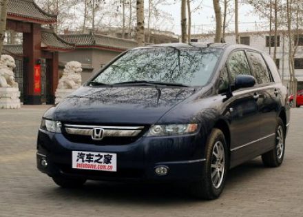 2008款 2.4L 舒适版拆车件客服台