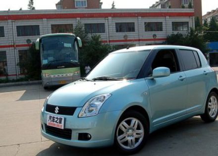 2008款 晴蓝 1.3L 自动炫乐版拆车件客服台