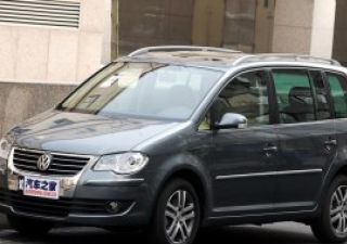 2008款 2.0L 智雅版自动5座拆车件客服台
