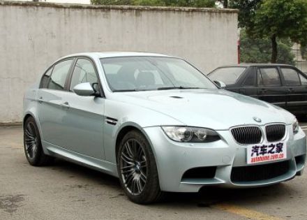 2009款 M3四门轿车拆车件客服台