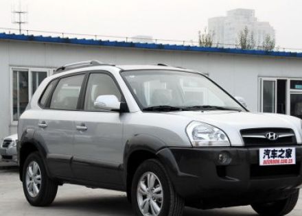 2009款 2.0L 手动两驱时尚型拆车件客服台