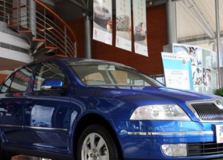 2008款 1.8T 手动夺金版拆车件客服台