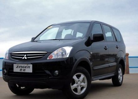 2008款 2.0L 手动挡豪华型拆车件客服台