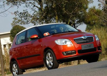 2008款 1.6L 手动晶灵版拆车件客服台