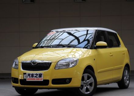 2008款 1.4L 自动晶享版拆车件客服台