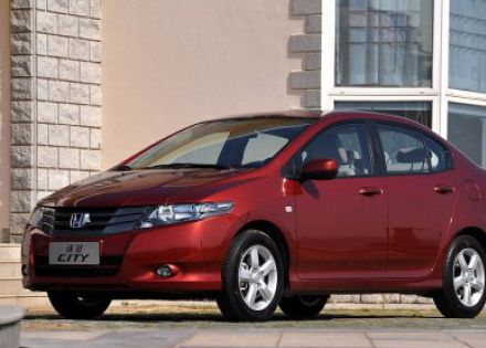 2008款 1.5L 自动精英版拆车件客服台