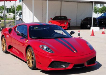 2009款 Scuderia Coupe 4.3拆车件客服台