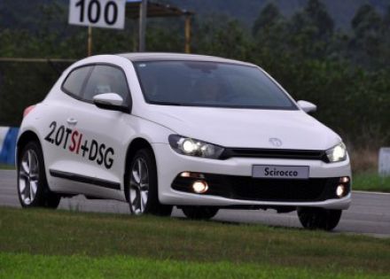 2010款 2.0TSI 豪华版拆车件客服台