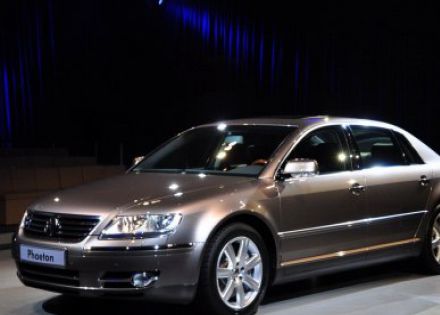 辉腾2009款 3.6L V6 5座加长舒适版拆车件