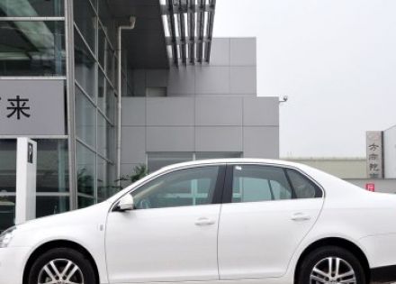 2009款 1.6L 手动时尚型拆车件客服台