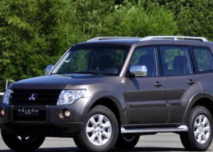 2010款 3.0L 自动豪华版拆车件客服台