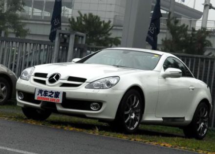 2009款 SLK 300 黑白经典版拆车件客服台