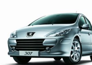 2010款 两厢 1.6L 手动舒适版拆车件客服台