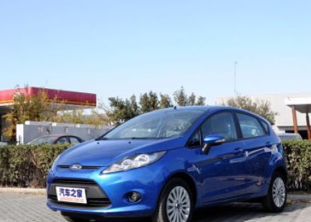 2010款 两厢 1.5L 自动时尚型限量版拆车件客服台