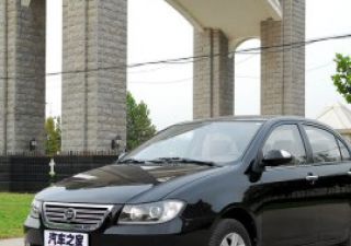 2010款 铂尊版 1.6L CVT精锐型