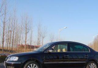 2005款 1.8T 自动豪华型拆车件客服台