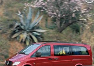 2010款 VITO 3.2L 长型拆车件客服台