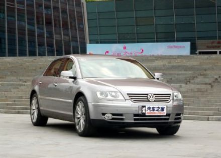 辉腾2010款 3.6L V6 个性定制版拆车件