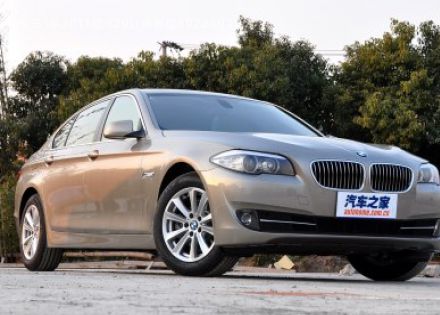 2011款 520Li 典雅型拆车件客服台
