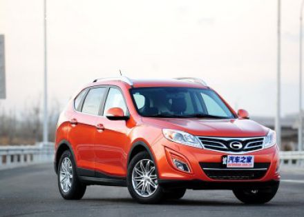 2012款 2.0L 自动两驱尊贵版拆车件客服台