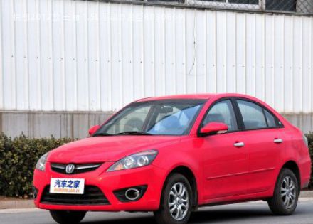 2012款 三厢 1.5L 手动尊贵型