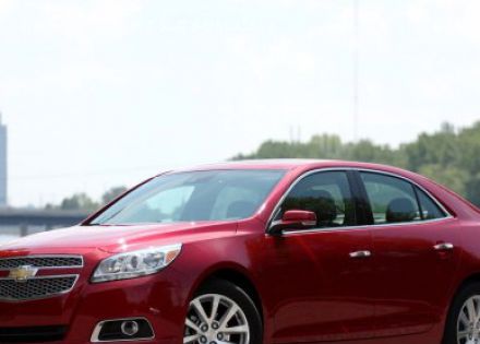 2013款 2.5L 基本型拆车件客服台