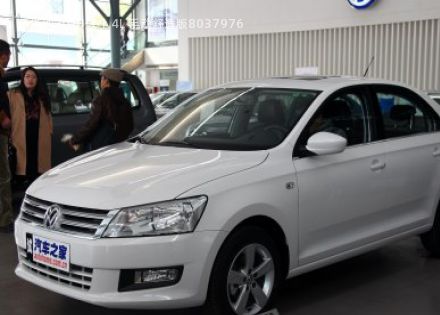 2013款 1.4L 手动舒适版拆车件客服台