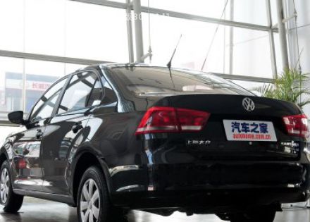 2013款 1.6L 自动风尚版拆车件客服台