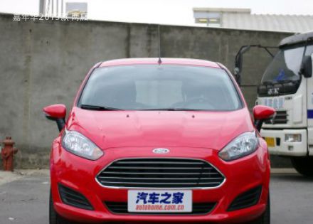 2013款 两厢 1.5L 手动风尚型拆车件客服台