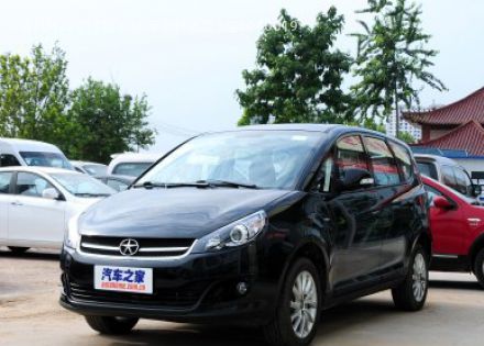 2013款 1.5L 手动舒适型 5座拆车件客服台