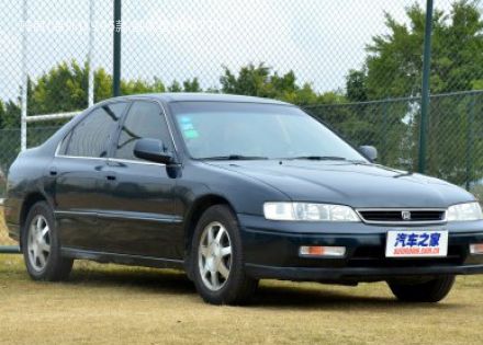 1995款 基本型拆车件客服台