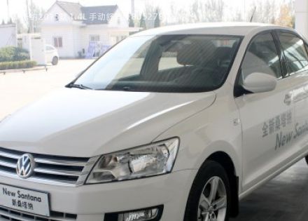 2015款 1.4L 手动舒适版拆车件客服台