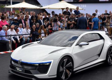 2015款 GTE Sport Concept拆车件客服台